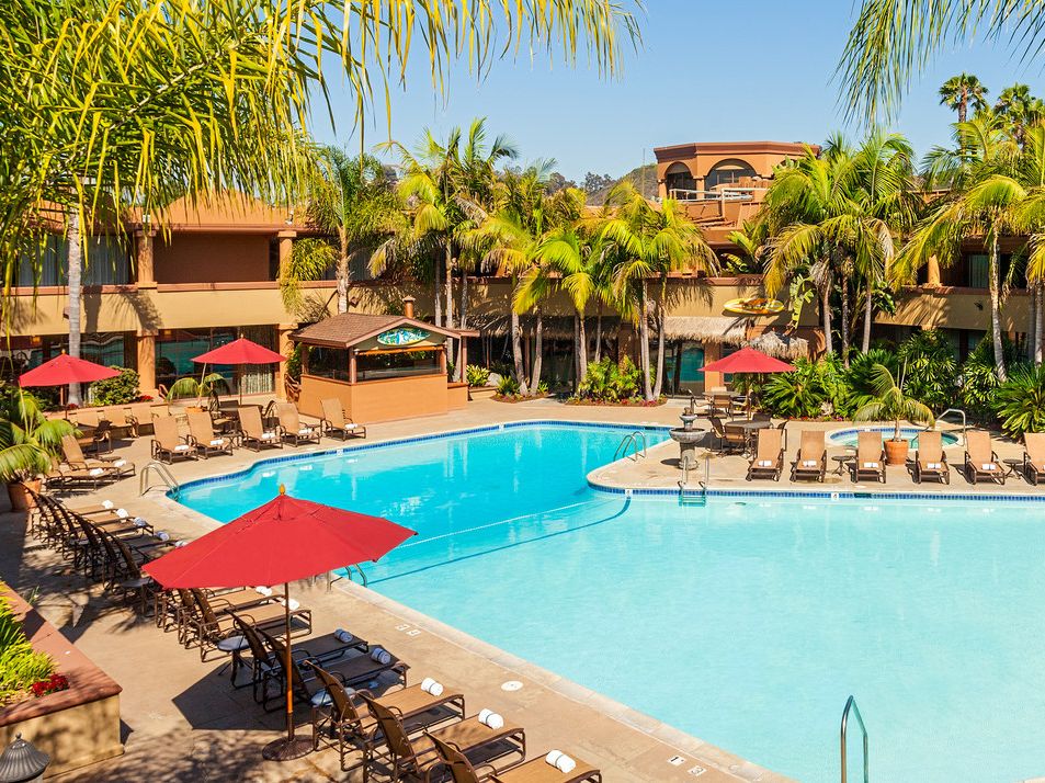 Handlery Hotel Pool 2b Handlery Hotel Pool